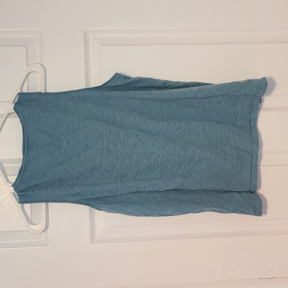 Old Navy Everywear Tank - Picture 2 of 3